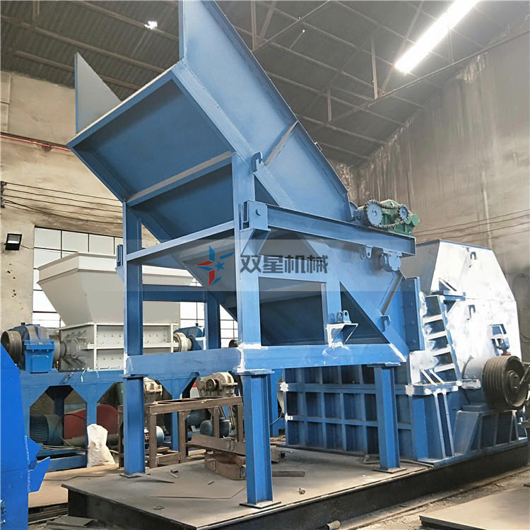 斷橋鋁破碎機(jī)