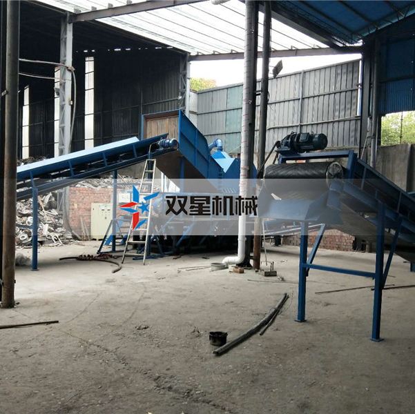 斷橋鋁破碎機(jī)