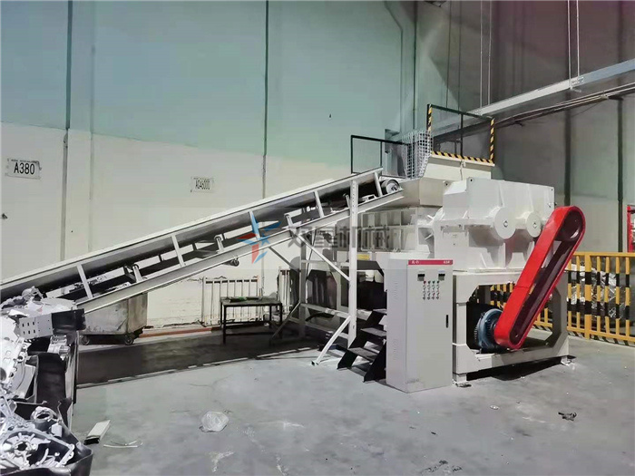 促進(jìn)金屬撕碎機(jī)等金屬撕碎設(shè)備的推廣使用，提高廢鋼回收效率