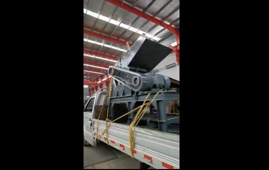 鋁合金破碎機廢鋁破碎機800型設(shè)備發(fā)貨